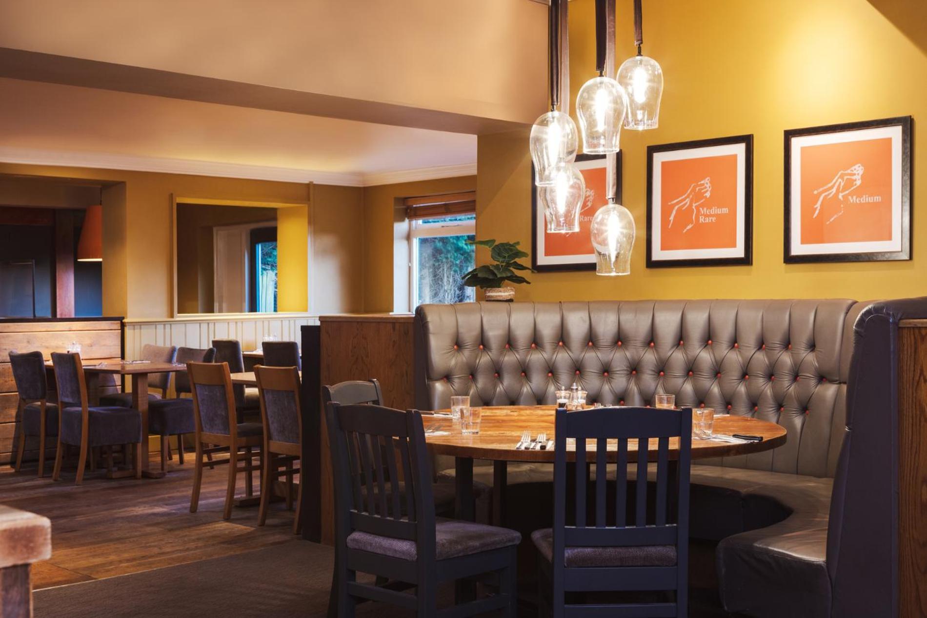 The Highwayman Hotel Chesterfield Exteriör bild