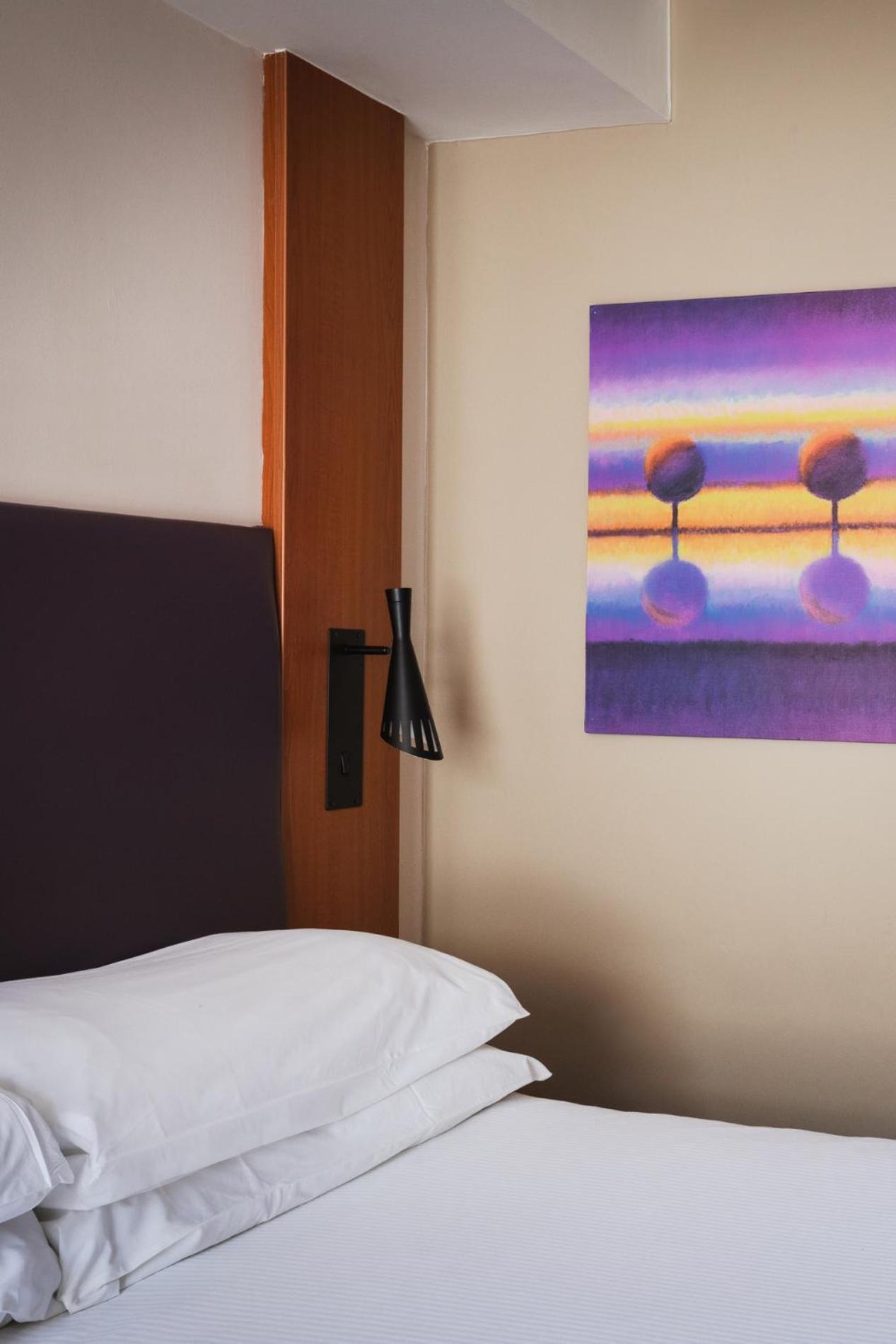 The Highwayman Hotel Chesterfield Exteriör bild
